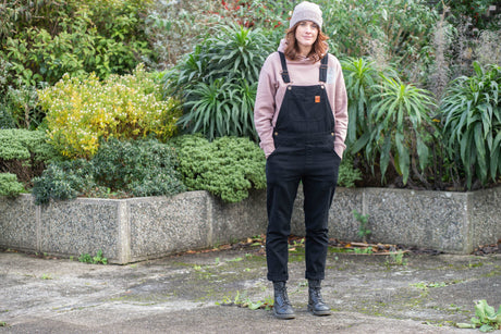 MTTS Label Dungarees