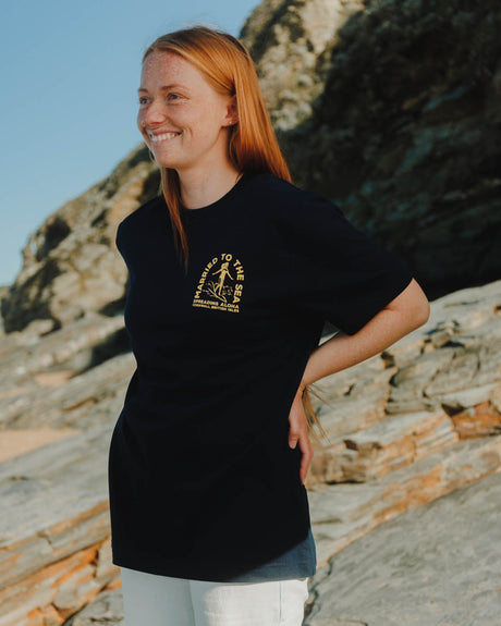 Surfer Girl T-Shirt | French Navy